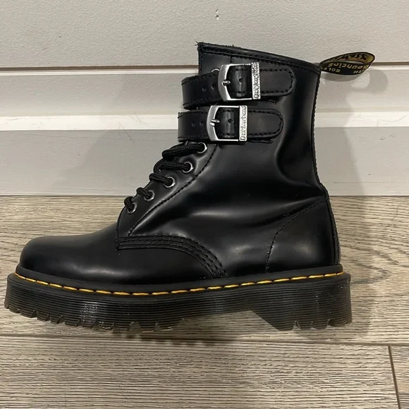 Dr Martens - Picture 2 of 3